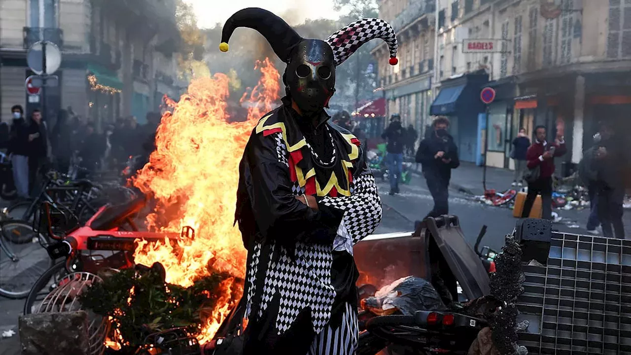 The 'Zombie' Looters of Paris: Consumerism vs. Activism