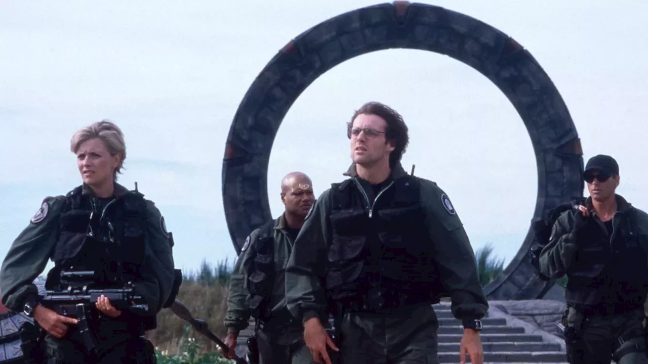 Blue Brixx Re-Opens the Wormhole with Stargate Movie Advent Calendar