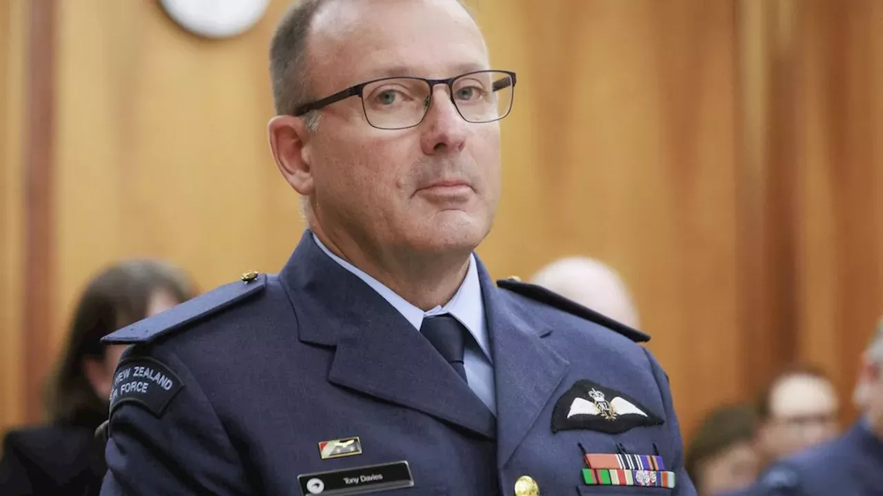 New Zealand Defence Chief Resigns Over Unreported Relationship