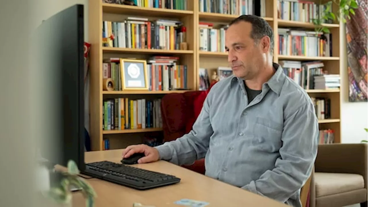 The Brain Drain Crisis: 99,000 Israelis Leave Amid Economic and Security Fears