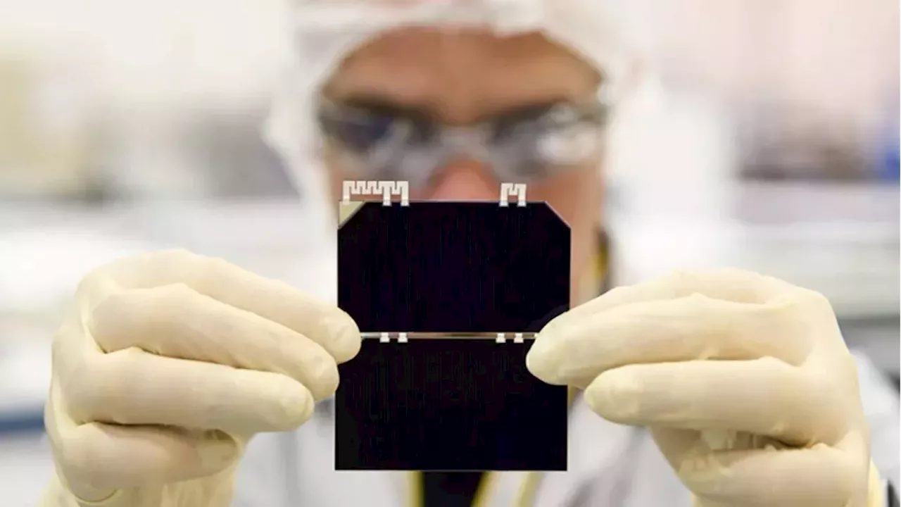 Rocket Lab’s Germanium-Free Bet: Solving the Satellite Power Crisis
