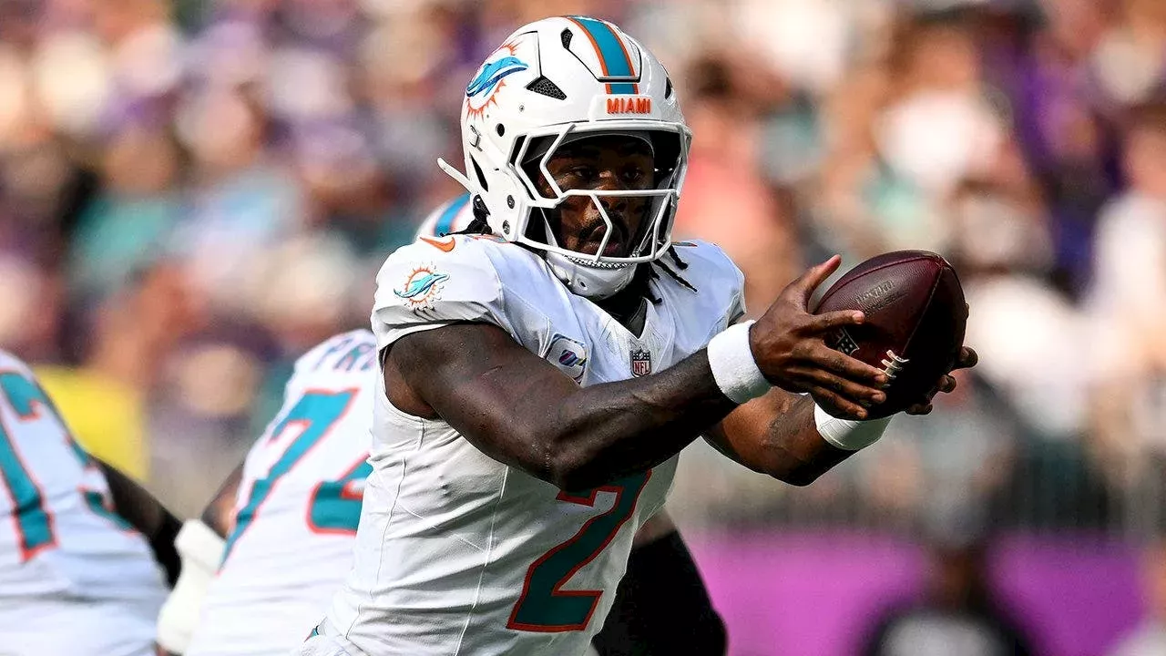 Dolphins beat Jets 28-25 for first win after 0-5 start, end 293-snap lead drought