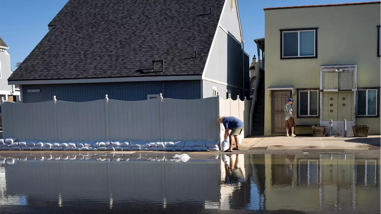 Southern California Coastal Alert: Record Tides Threaten Huntington Harbour and Seal Beach