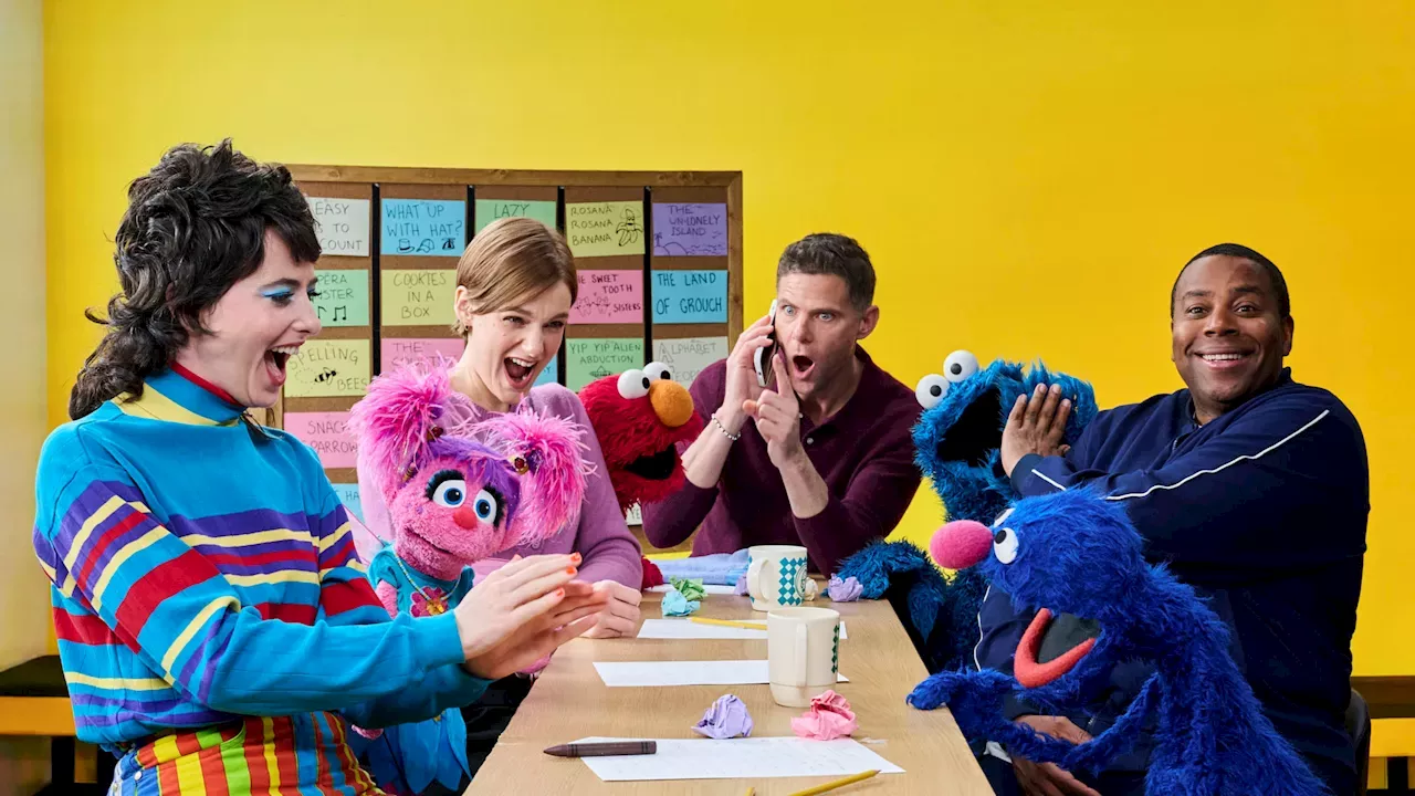 Muppets Meet the Mainstage: Elmo and Cookie Monster Crash Studio 8H