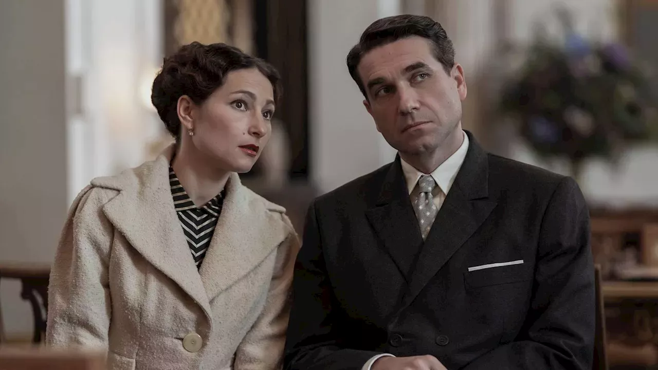 The Eight-Hour Masterpiece: Why The Queen's Gambit Defines the Modern Binge