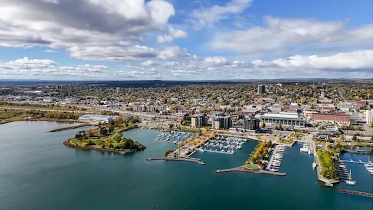 Thunder Bay's Political Shake-up: Mark Bentz Leads Tight Mayoral Race