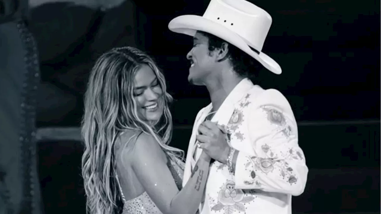 2026 Music‑Inspired Halloween Costume Guide: From Pulse‑Pounding Duos to Solo Spotlight Looks