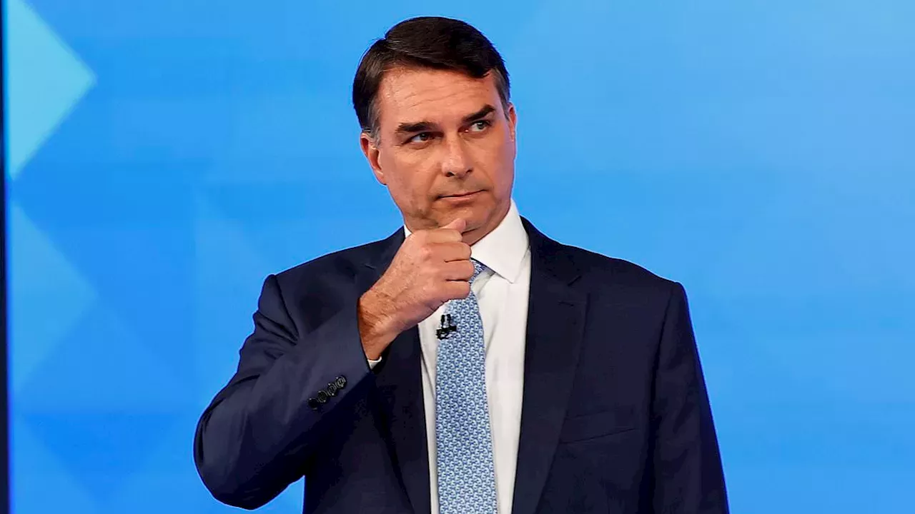 US Visa Offer for Flávio Bolsonaro Sparks Exile Fears in Brazil