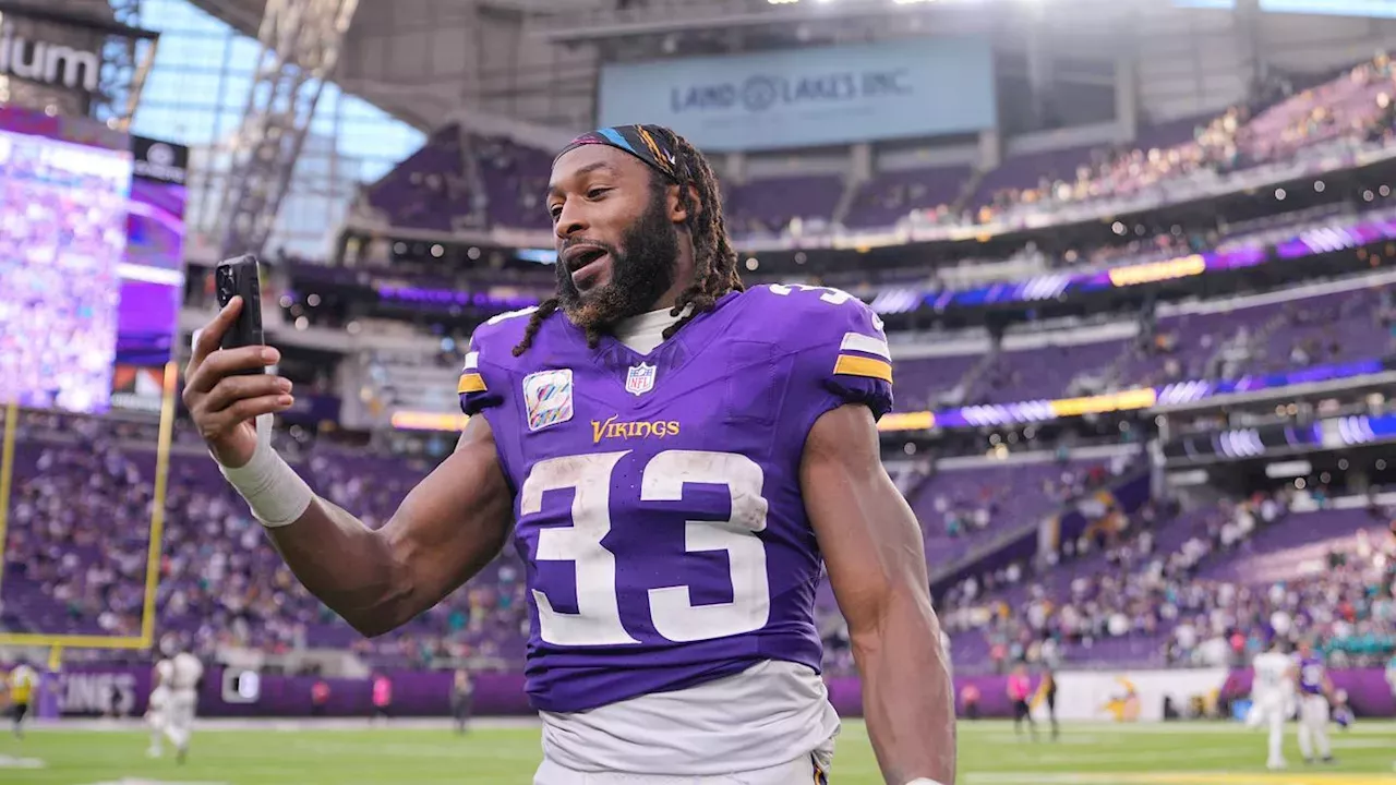 Vikings' Unbeaten Streak Faces Test as Aaron Jones Hits Injury List