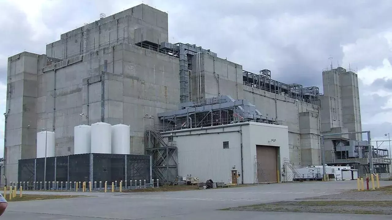 Fire at South Carolina nuclear lab triggers emergency, one worker injured